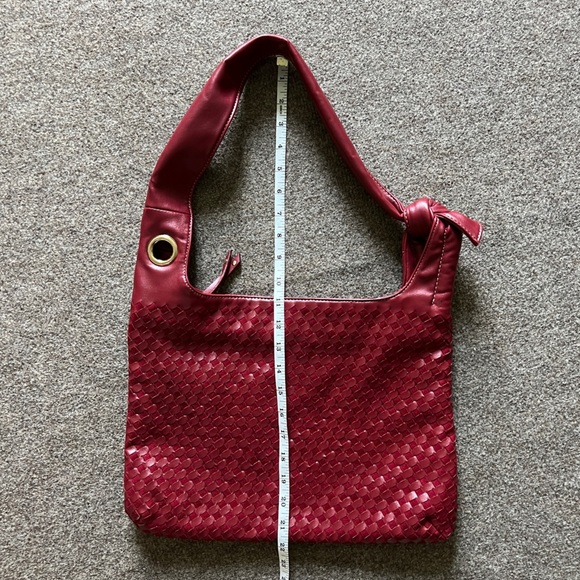 Pritzi Woven Leather Red Hobo Shoulder Tote Satchel Hand Bag Purse Zip Closure - Picture 13 of 13